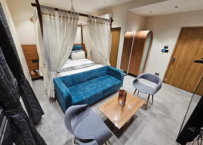 Hotel Nova Palm Rajkot